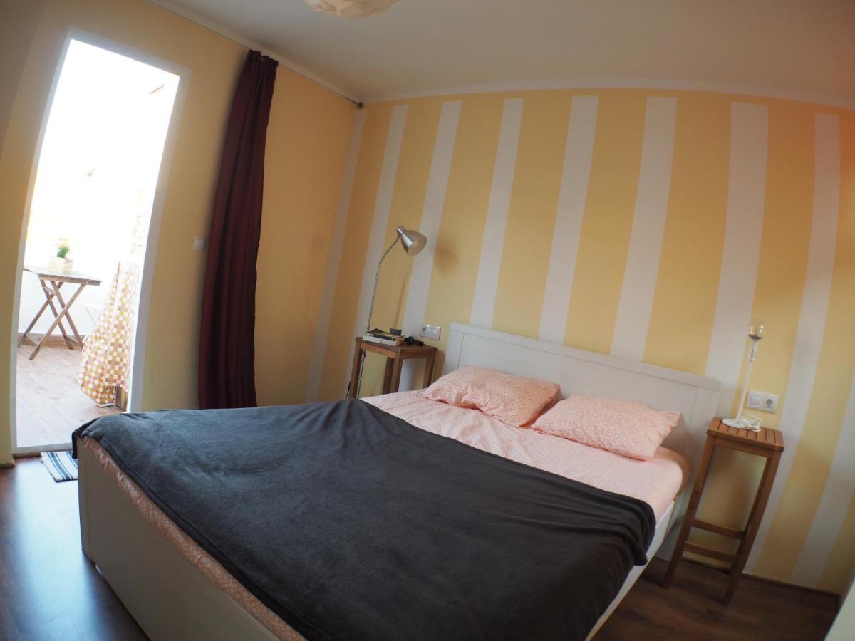Cosy Appartment W/ Terrace In The Old City Centre مالقة المظهر الخارجي الصورة
