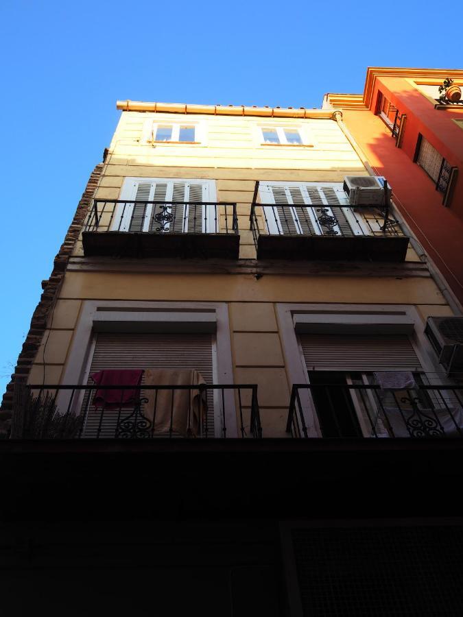Cosy Appartment W/ Terrace In The Old City Centre مالقة المظهر الخارجي الصورة